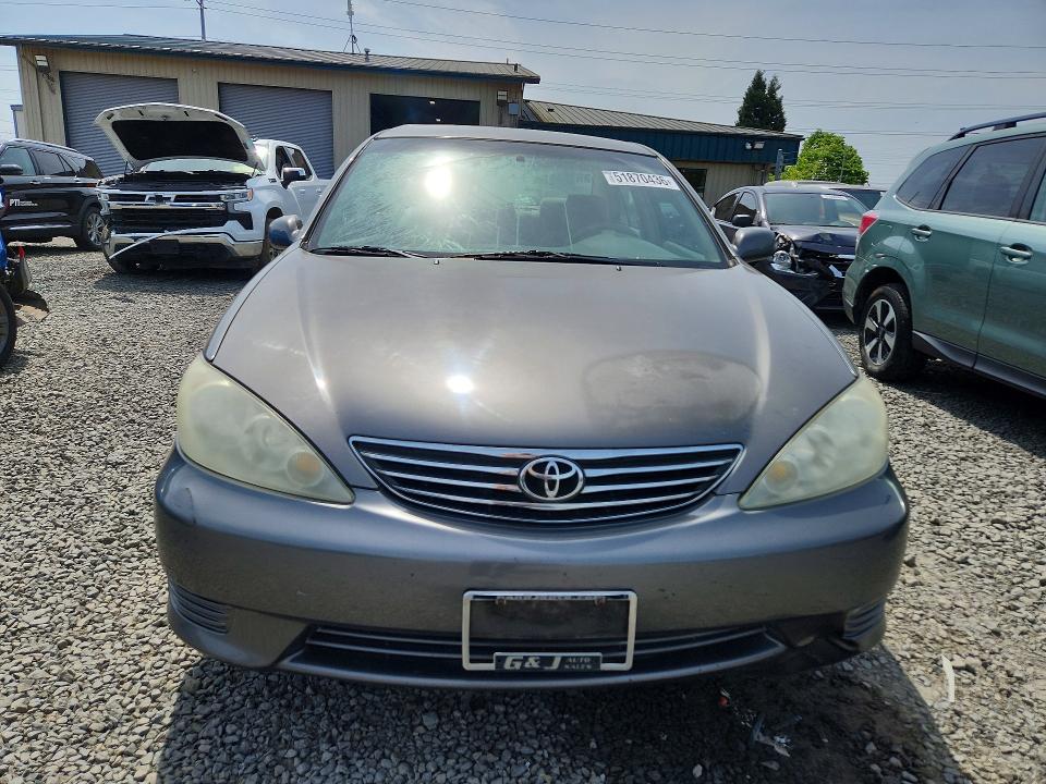 2006 Toyota Camry მანქანა იყიდება აუქციონზე, vin: 4T1BE32K16U735500, აუქციონის ნომერი: 51870436