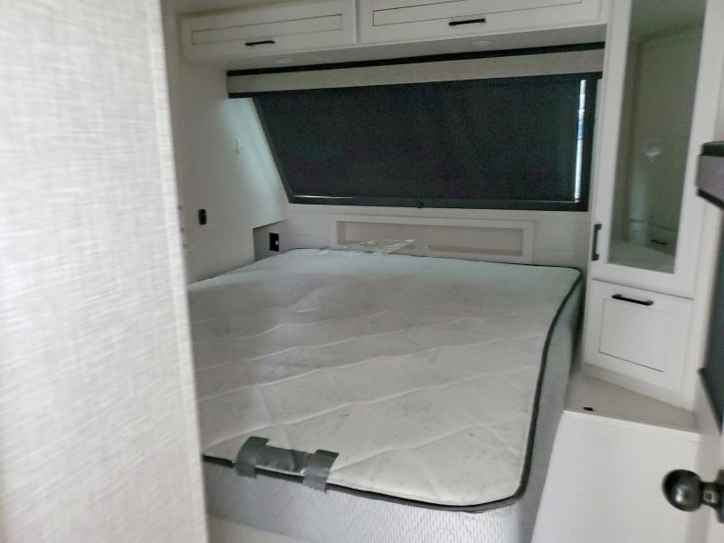 2025 Jayco Jay Recreational Vehicle (rv) მანქანა იყიდება აუქციონზე, vin: 1UJBA0BU6S1C70078, აუქციონის ნომერი: 52027136