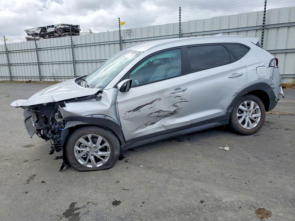 55101016 :رقم المزاد ، KM8J33A45KU068185 vin ، 2019 Hyundai Tucson مزاد بيع