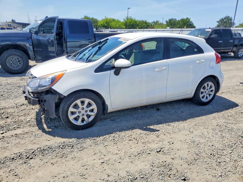 53092656 :رقم المزاد ، KNADM5A34G6565724 vin ، 2016 Kia Rio مزاد بيع