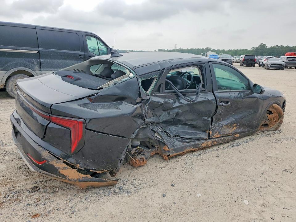 52521726 :رقم المزاد ، 3KPFT4DE7SE019296 vin ، 2025 Kia K4 مزاد بيع