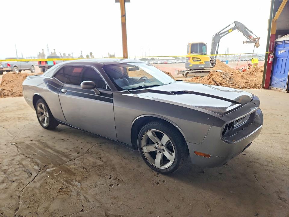52422176 :رقم المزاد ، 2C3CDYAGXEH112078 vin ، 2014 Dodge Challenger مزاد بيع