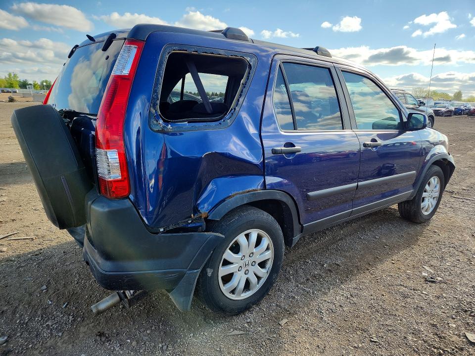 Auction sale of the 2005 Honda Cr-v, vin: JHLRD78835C012215, lot number: 53339946