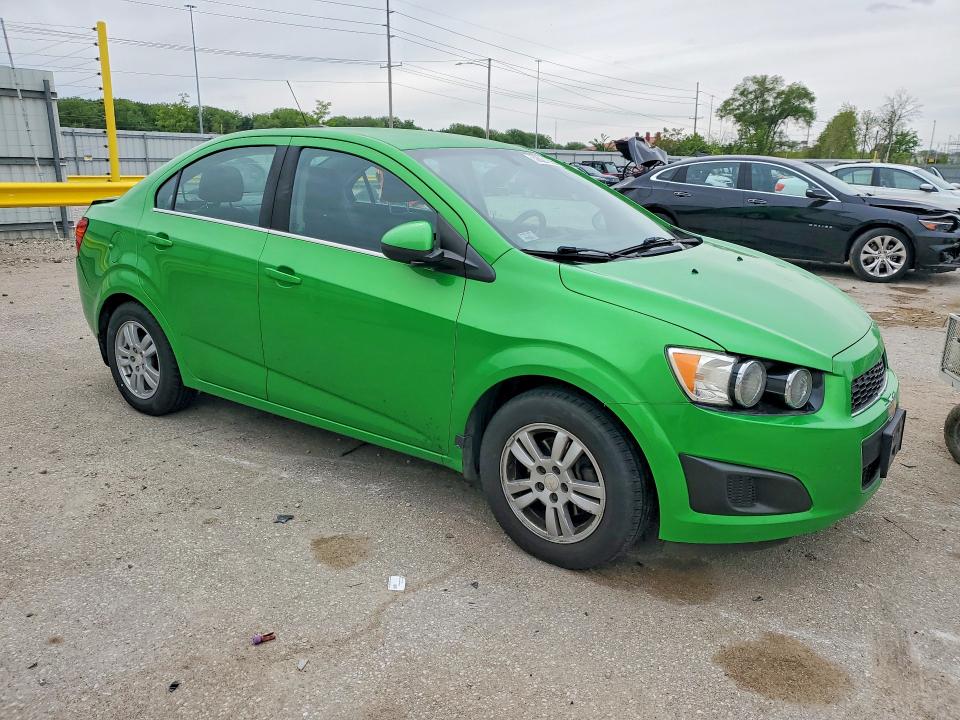 52021296 :رقم المزاد ، 1G1JC5SB4G4129202 vin ، 2016 Chevrolet Sonic مزاد بيع