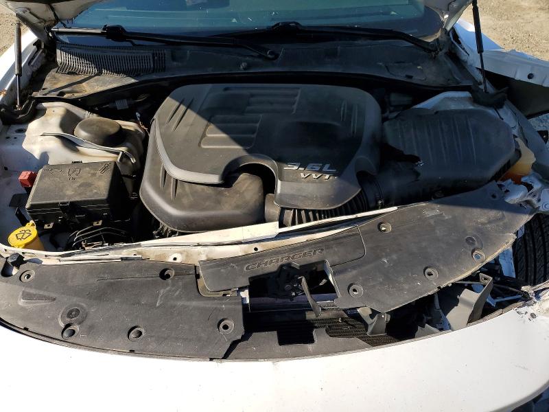 52692636 :رقم المزاد ، 2C3CDXBG1FH776909 vin ، 2015 Dodge Charger مزاد بيع