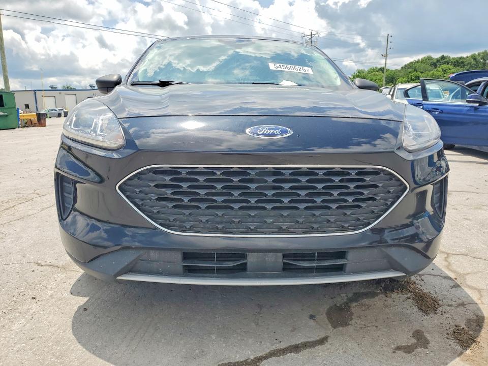 54560626 :رقم المزاد ، 1FMCU0G65NUC04915 vin ، 2022 Ford Escape مزاد بيع