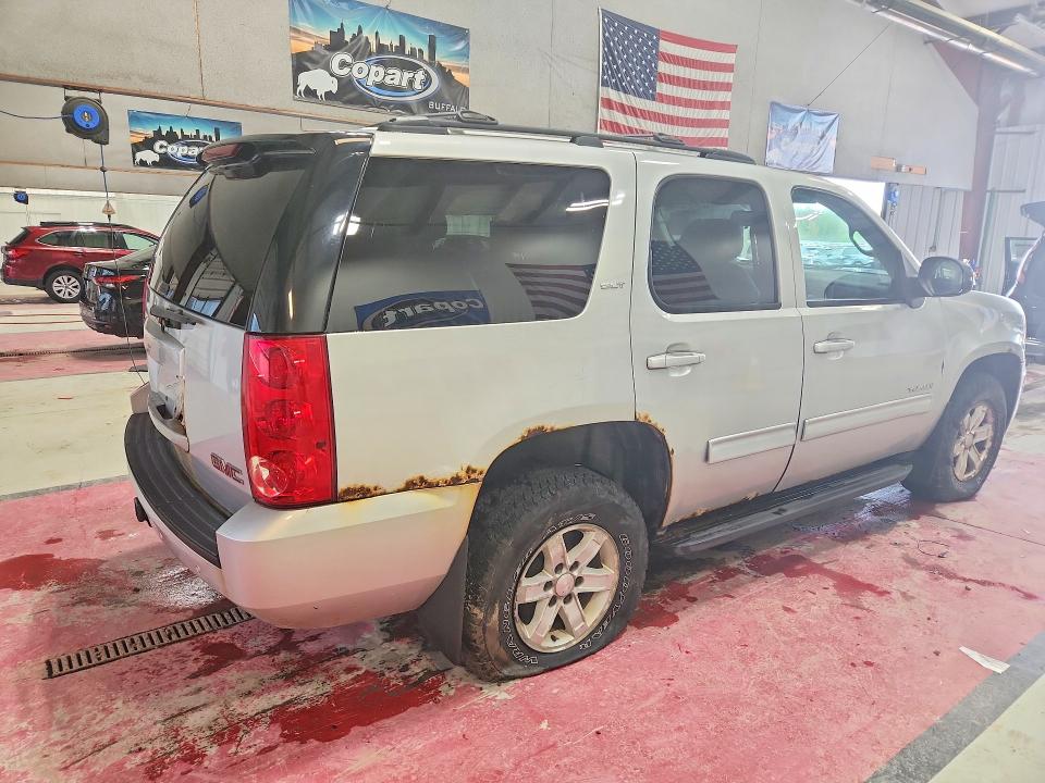 52675116 :رقم المزاد ، 1GKUKCE07AR216824 vin ، 2010 Gmc Yukon مزاد بيع