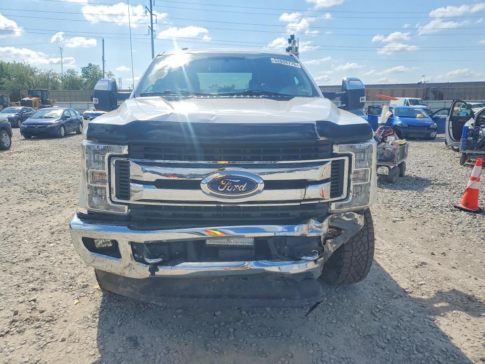 52888776 :رقم المزاد ، 1FT7W2BT7KEF67232 vin ، 2019 Ford F250 مزاد بيع