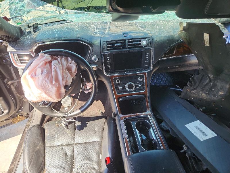 52307286 :رقم المزاد ، 1LN6L9SK8K5600528 vin ، 2019 Lincoln Continental مزاد بيع