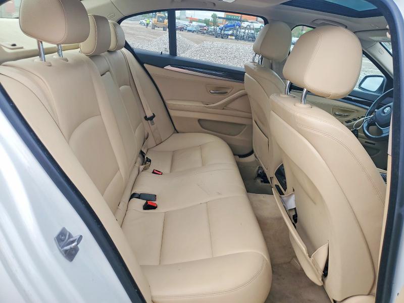 Продаж на аукціоні авто 2015 Bmw 528, vin: WBA5A7C56FD625522, номер лоту: 55060236