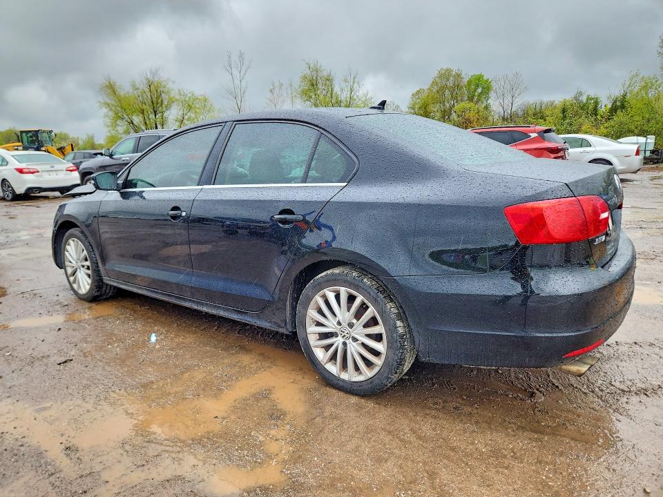 51701036 :رقم المزاد ، 3VWLX7AJ5DM405893 vin ، 2013 Volkswagen Jetta مزاد بيع