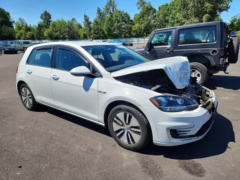 54981606 :رقم المزاد ، WVWKR7AU4KW915796 vin ، 2019 Volkswagen E-golf مزاد بيع