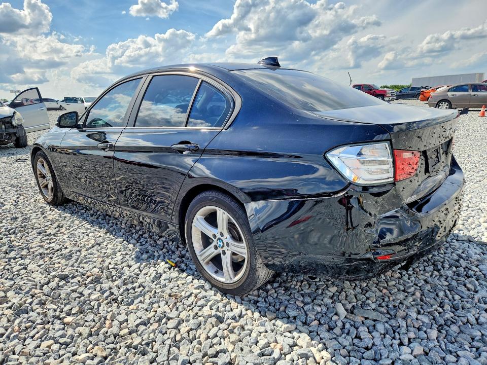 51905126 :رقم المزاد ، WBA3D3C59EK155830 vin ، 2014 Bmw 328 مزاد بيع