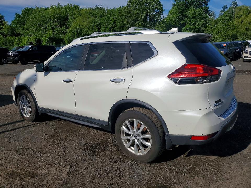 54663686 :رقم المزاد ، KNMAT2MV7HP502598 vin ، 2017 Nissan Rogue مزاد بيع