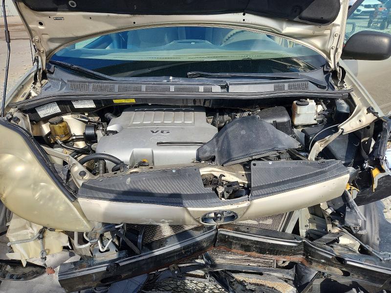 52692056 :رقم المزاد ، 5TDKK4CC0AS289086 vin ، 2010 Toyota Sienna مزاد بيع