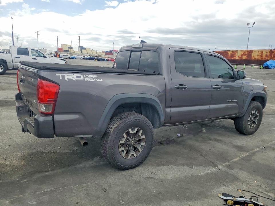 55444426 :رقم المزاد ، 5TFAZ5CN9GX003768 vin ، 2016 Toyota Tacoma مزاد بيع