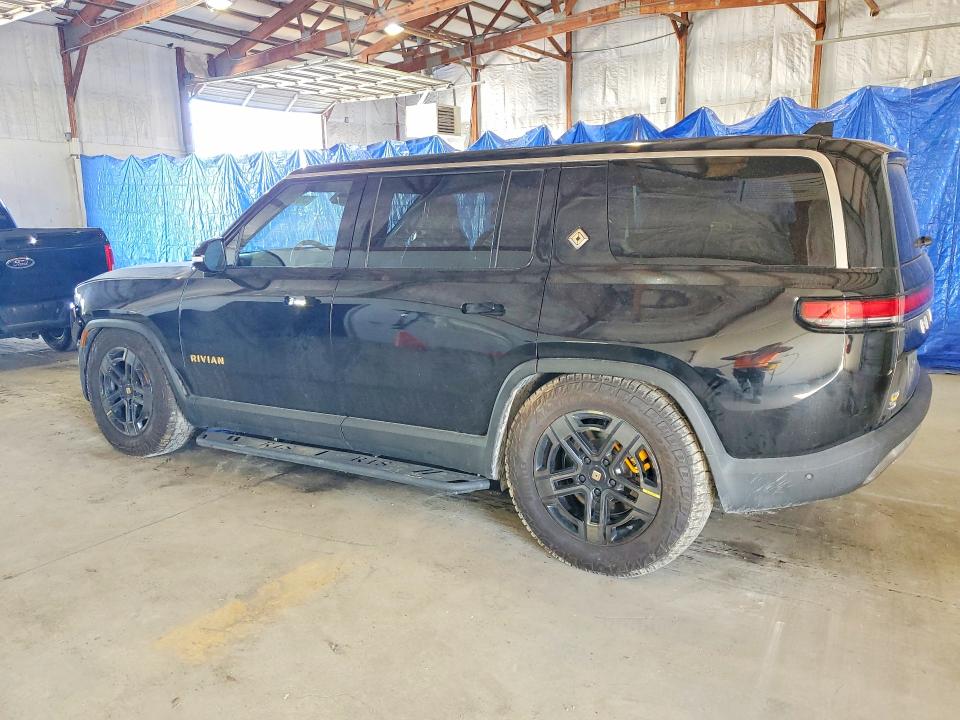 Продажа на аукционе авто 2023 Rivian R1s, vin: 7PDSGABA3PN012584, номер лота: 53233116
