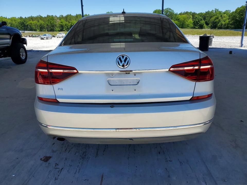Продажа на аукционе авто 2017 Volkswagen Passat, vin: 1VWAT7A38HC042632, номер лота: 53738316