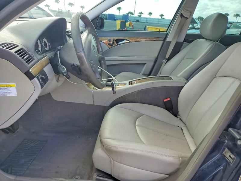 54666786 :رقم المزاد ، WDBUF56X69B406026 vin ، 2009 Mercedes-benz E مزاد بيع