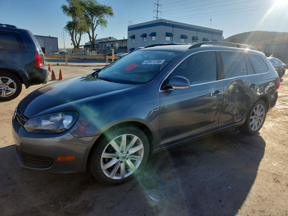 52971786 :رقم المزاد ، 3VWPL7AJ4DM615396 vin ، 2013 Volkswagen Jetta مزاد بيع