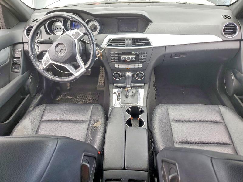 2013 Mercedes-benz C მანქანა იყიდება აუქციონზე, vin: WDDGF4HB6DA865071, აუქციონის ნომერი: 54551776