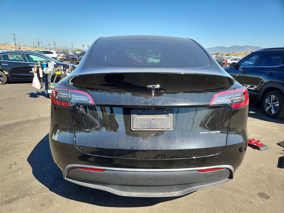 53276686 :رقم المزاد ، 7SAYGDEE0PA061595 vin ، 2023 Tesla Model Y مزاد بيع