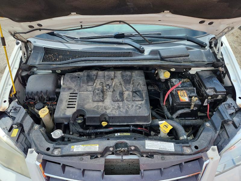 Auction sale of the 2008 Chrysler Town & Country, vin: 2A8HR64X08R646068, lot number: 55438246