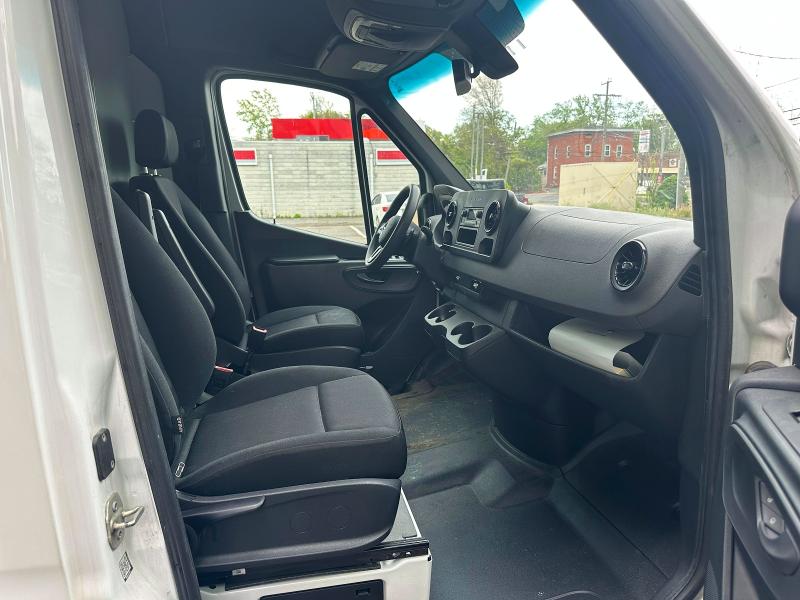 51918046 :رقم المزاد ، W1Y40BHY6PT127704 vin ، 2023 Mercedes-benz Sprinter مزاد بيع