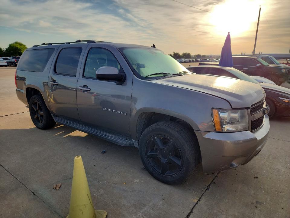 Продажа на аукционе авто 2009 Chevrolet Suburban, vin: 1GNFC26039J123519, номер лота: 52702926