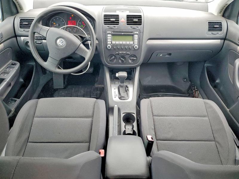 2008 Volkswagen Rabbit მანქანა იყიდება აუქციონზე, vin: WVWDB71K38W334536, აუქციონის ნომერი: 54147206