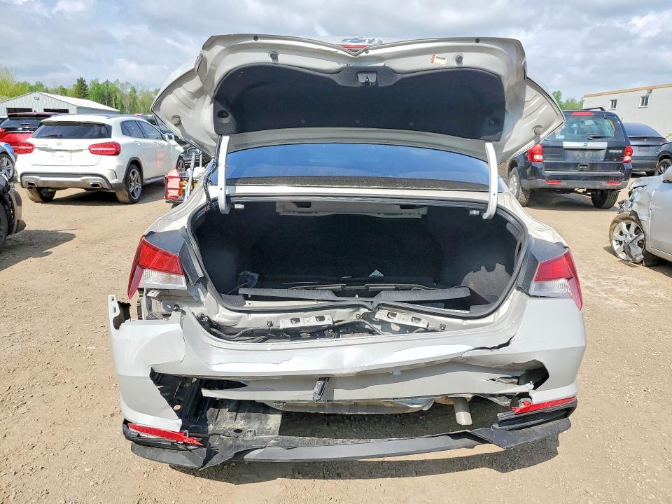 Продажа на аукционе авто 2022 Hyundai Elantra, vin: KMHLM4AG6NU360650, номер лота: 53770366
