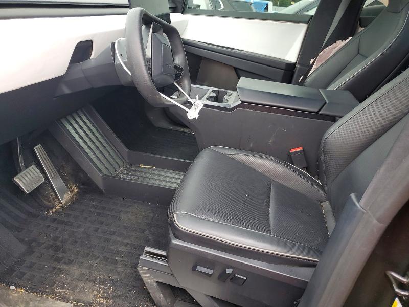 52414996 :رقم المزاد ، 7G2CEHED6RA001803 vin ، 2024 Tesla Cybertruck مزاد بيع