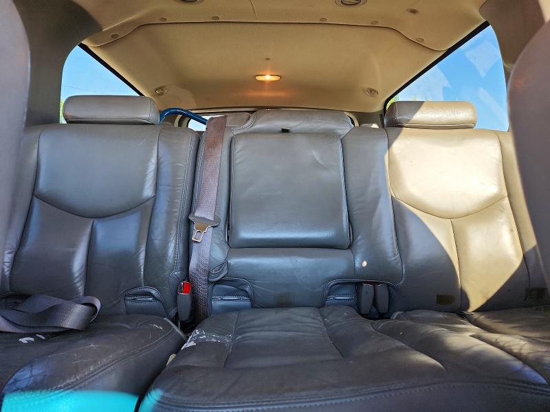 Продаж на аукціоні авто 2004 Chevrolet Suburban, vin: 1GNFK16T54J106978, номер лоту: 52430816