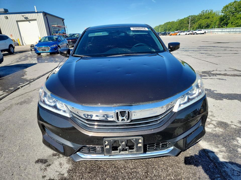 Aukcja sprzedaży 2017 Honda Accord, vin: 1HGCR2F30HA127869, numer aukcji: 53088456