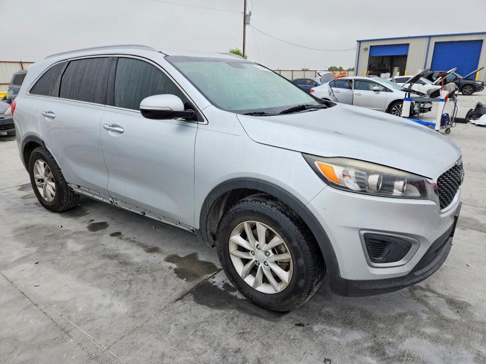 2017 Kia Sorento მანქანა იყიდება აუქციონზე, vin: 5XYPG4A39HG299388, აუქციონის ნომერი: 53454696