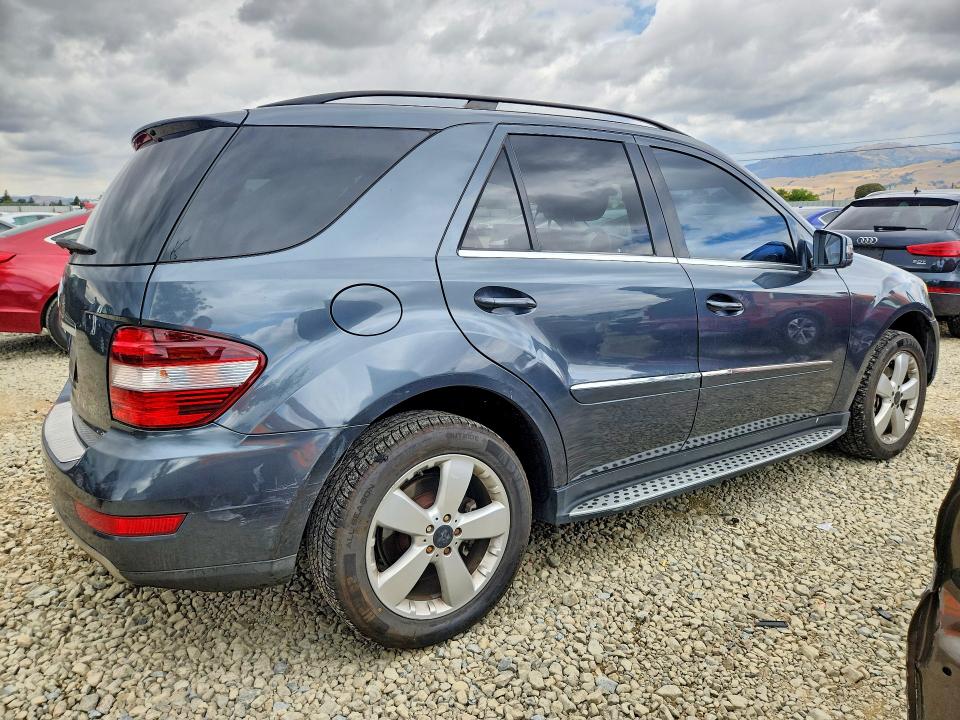2011 Mercedes-benz Ml მანქანა იყიდება აუქციონზე, vin: 4JGBB5GB5BA667114, აუქციონის ნომერი: 55308416