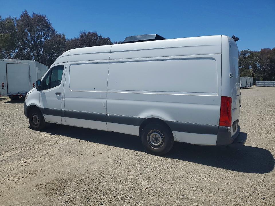 54108056 :رقم المزاد ، WD4PF1CD1KP070284 vin ، 2019 Mercedes Benz Sprinter مزاد بيع