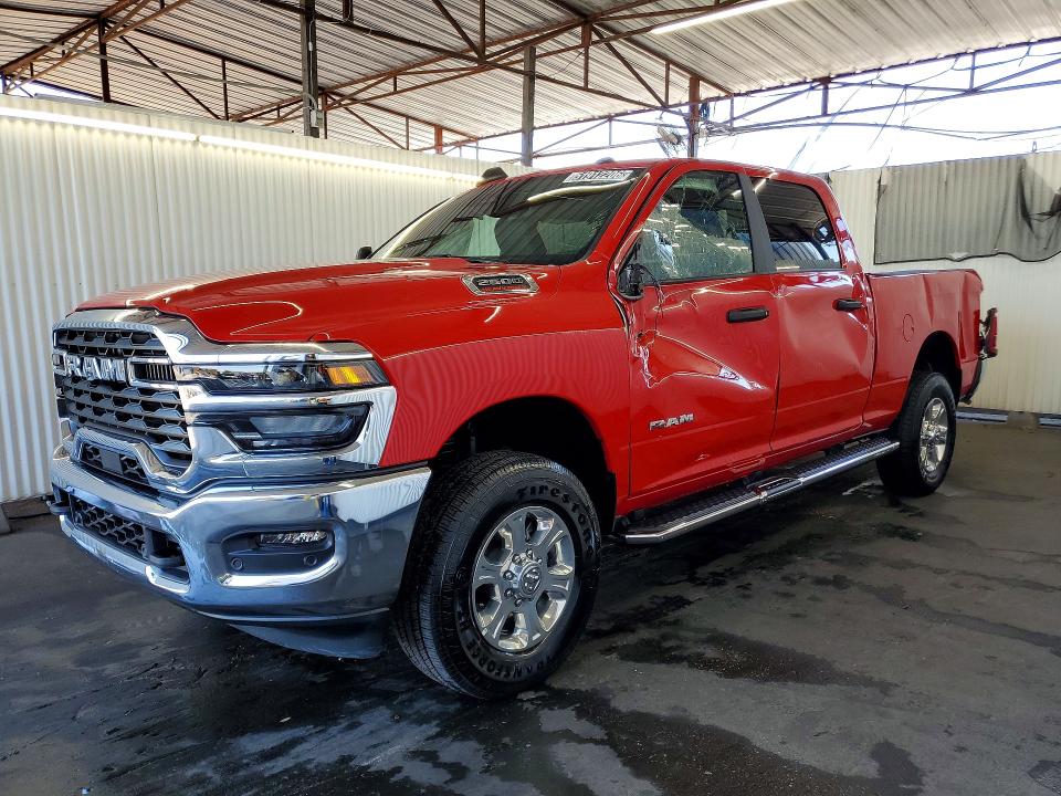 51912206 :رقم المزاد ، 3C6UR5DJ6TG197822 vin ، 2026 Ram 2500 مزاد بيع