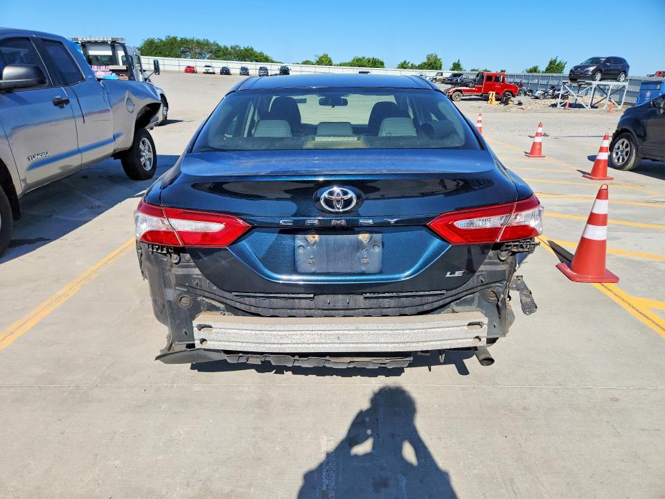 Aukcja sprzedaży 2018 Toyota Camry, vin: JTNB11HKXJ3023086, numer aukcji: 52992656