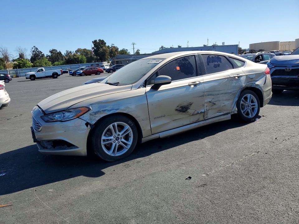 2018 Ford Fusion მანქანა იყიდება აუქციონზე, vin: 3FA6P0LUXJR235081, აუქციონის ნომერი: 54127906