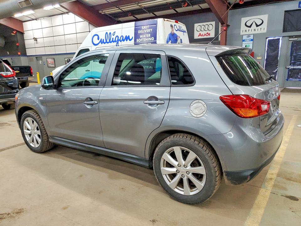 53360766 :رقم المزاد ، 4A4AP3AU2FE019737 vin ، 2015 Mitsubishi Outlander Sport مزاد بيع