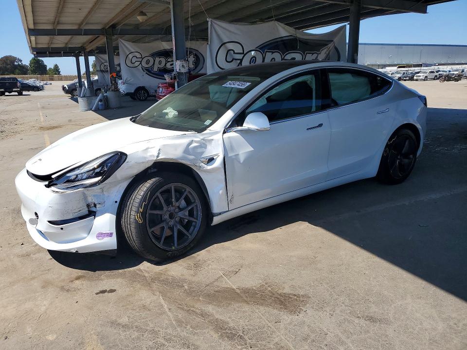 Auction sale of the 2018 Tesla Model 3, vin: 5YJ3E1EA3JF161841, lot number: 54847456