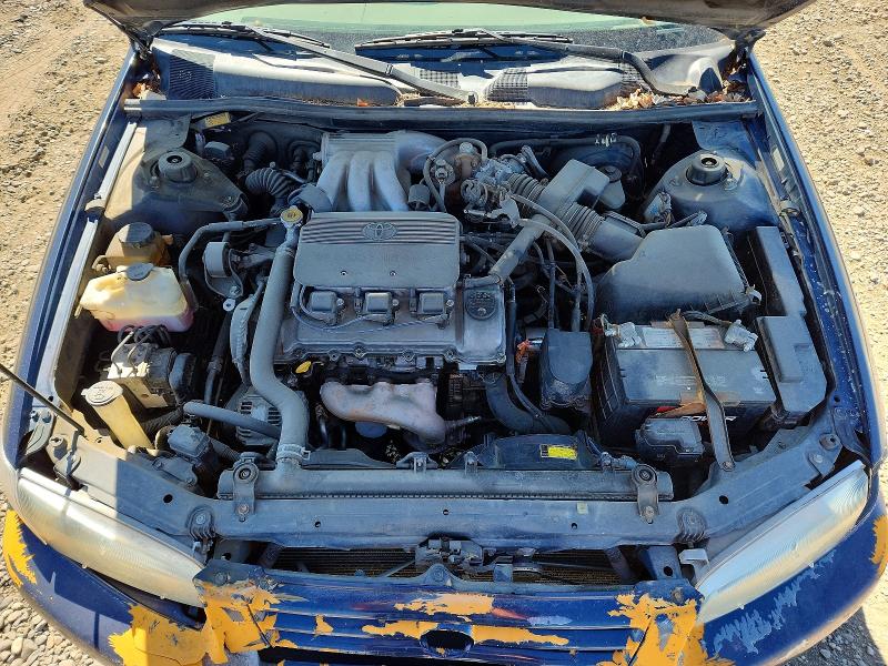 52732956 :رقم المزاد ، 4T1BF22K0XU931663 vin ، 1999 Toyota Camry مزاد بيع