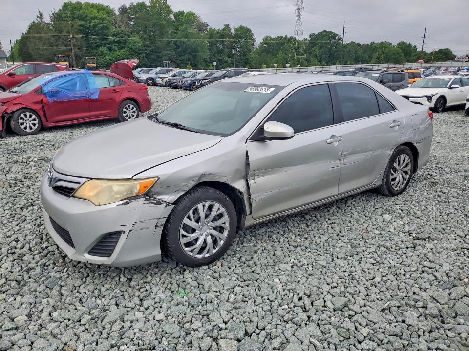 55090236 :رقم المزاد ، 4T1BF1FK5CU097940 vin ، 2012 Toyota Camry مزاد بيع