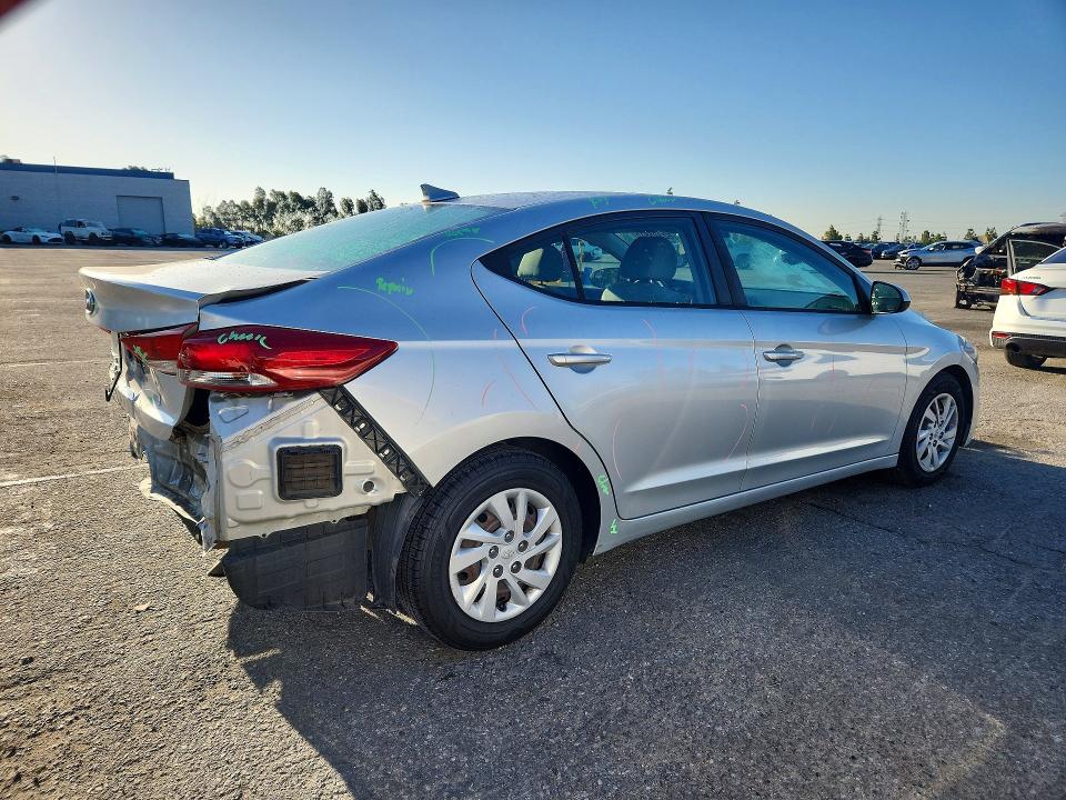 Aukcja sprzedaży 2017 Hyundai Elantra, vin: 5NPD74LF2HH050403, numer aukcji: 52325916