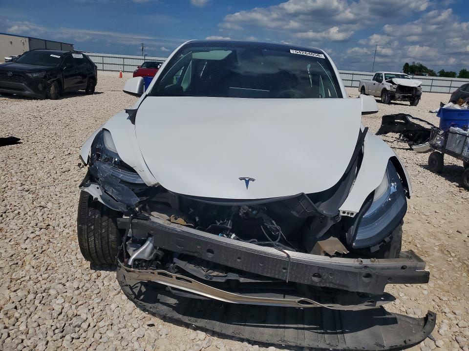 54264056 :رقم المزاد ، 5YJYGDEE6MF191330 vin ، 2021 Tesla Model Y مزاد بيع