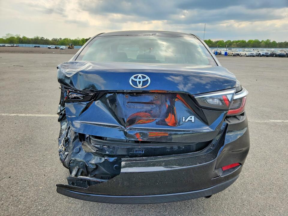 2017 Toyota Yaris Ia მანქანა იყიდება აუქციონზე, vin: 3MYDLBYV5HY180194, აუქციონის ნომერი: 54054716