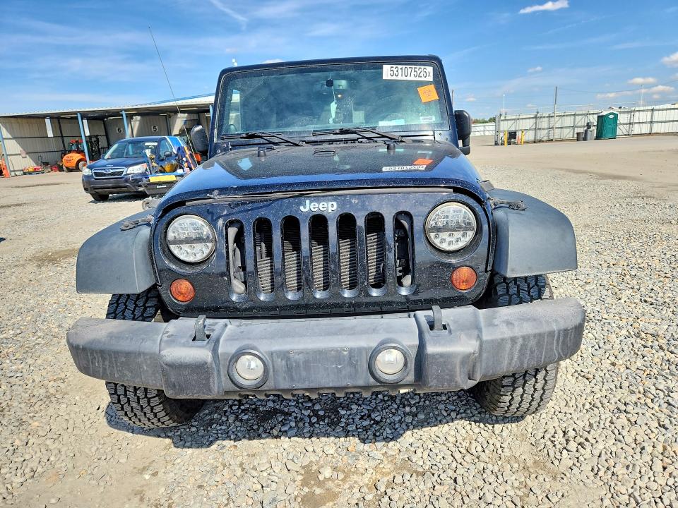 2013 Jeep Wrangler Unlimited მანქანა იყიდება აუქციონზე, vin: 1C4BJWDG5DL699890, აუქციონის ნომერი: 53107526
