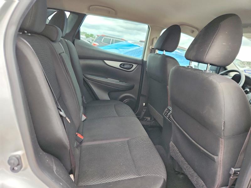 54485676 :رقم المزاد ، JN1BJ1CP6HW012105 vin ، 2017 Nissan Rogue Sport مزاد بيع