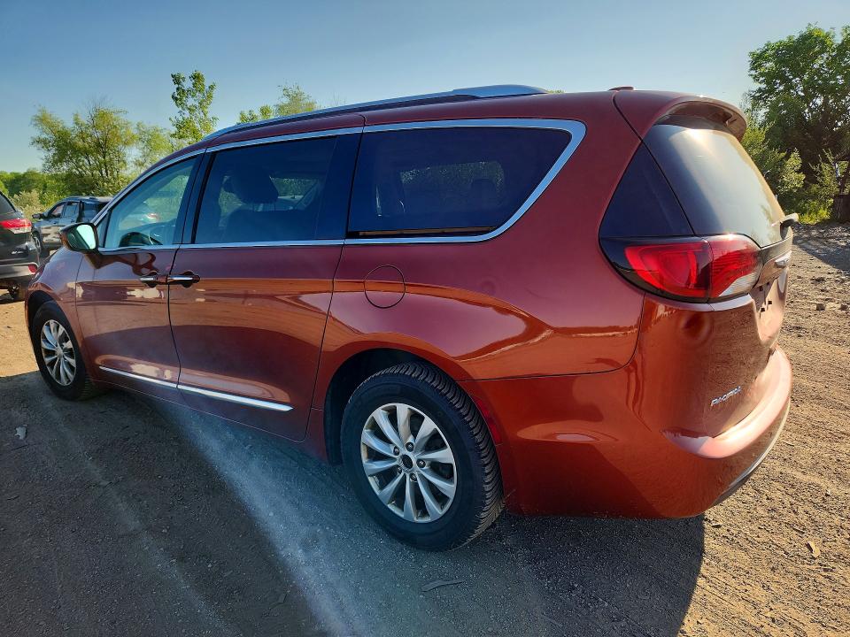 55036646 :رقم المزاد ، 2C4RC1EG9JR172299 vin ، 2018 Chrysler Pacifica مزاد بيع